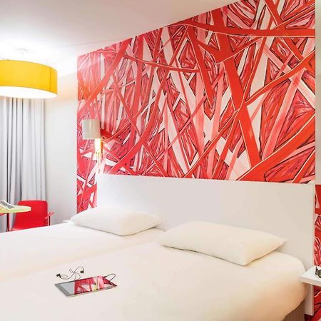 Ibis Styles Paris La Defense Courbevoie Hotell Exteriör bild
