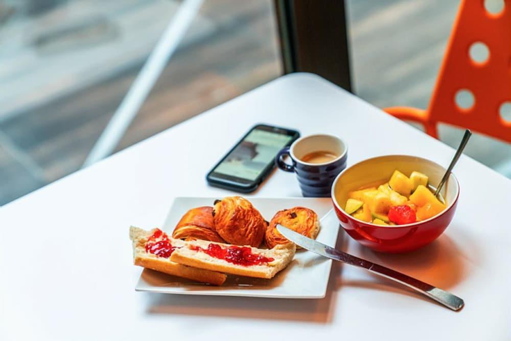 Ibis Styles Paris La Defense Courbevoie Hotell Exteriör bild
